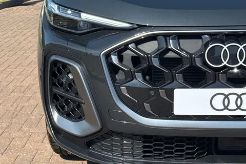  Audi Q5 2.0 TDI S line S Tronic quattro Euro 6 (s/s) 5dr Thumbnail #26