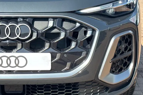  Audi Q5 2.0 TDI S line S Tronic quattro Euro 6 (s/s) 5dr Thumbnail #27