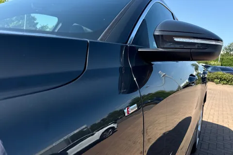  Audi Q5 2.0 TDI S line S Tronic quattro Euro 6 (s/s) 5dr Thumbnail #29