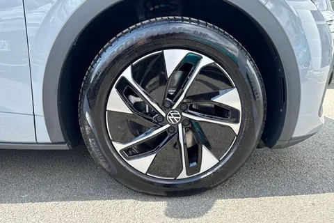 KM74HLZ Volkswagen ID.5 210kW Match Pro 77kWh | Park Assist | Electric Tailgate | Rear View Camera Thumbnail #7