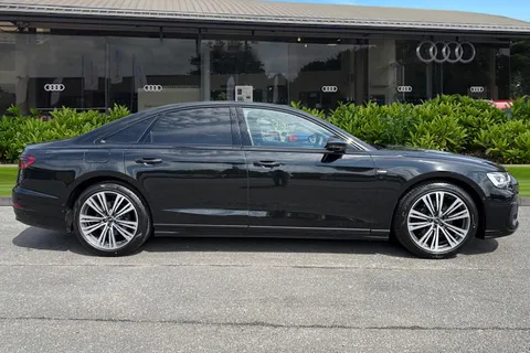  Audi A8 3.0 TDI V6 50 Black Edition Tiptronic quattro Euro 6 (s/s) 4dr Thumbnail #4