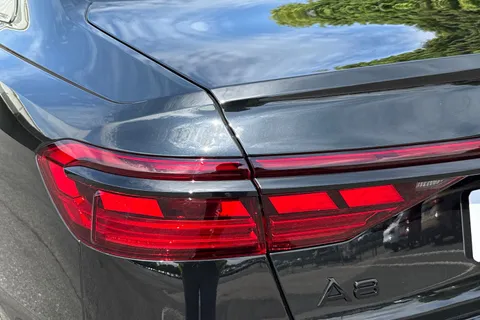  Audi A8 3.0 TDI V6 50 Black Edition Tiptronic quattro Euro 6 (s/s) 4dr Thumbnail #8