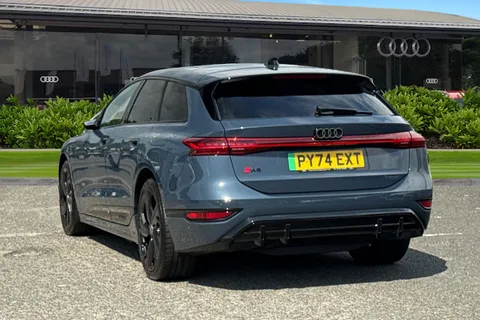 PY74EXT Audi A6 E-Tron Avant 100kWh Launch Edition Auto 5dr Thumbnail #3