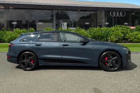 PY74EXT Audi A6 E-Tron Avant 100kWh Launch Edition Auto 5dr Thumbnail #4