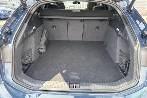 PY74EXT Audi A6 E-Tron Avant 100kWh Launch Edition Auto 5dr Thumbnail #7