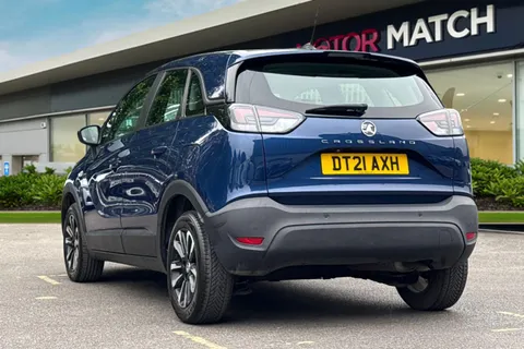 DT21AXH Vauxhall Crossland 1.2 Turbo SE Nav Premium Euro 6 (s/s) 5dr Thumbnail #3