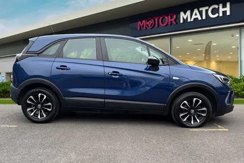 DT21AXH Vauxhall Crossland 1.2 Turbo SE Nav Premium Euro 6 (s/s) 5dr Thumbnail #4