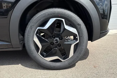 DF25JHE BYD Dolphin 44.9kWh Active Auto 5dr Thumbnail #24