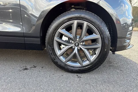 Land Rover Range Rover Velar 2.0 D200 MHEV Dynamic SE Auto 4WD Euro 6 (s/s) 5dr Thumbnail #9