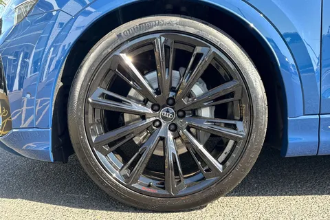 Audi Q8 3.0 TFSI V6 55 Black Edition Tiptronic quattro Euro 6 (s/s) 5dr Thumbnail #11