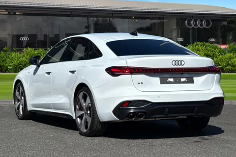 Audi A5 2.0 TDI Edition 1 Saloon S Tronic Euro 6 (s/s) 5dr Thumbnail #3