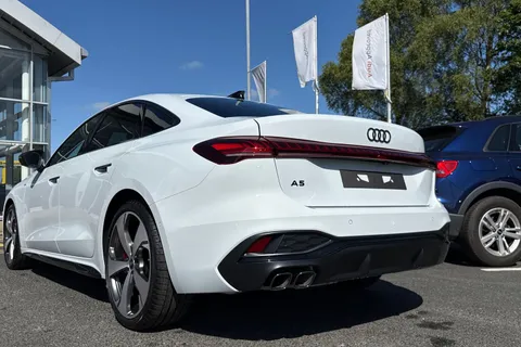Audi A5 2.0 TDI Edition 1 Saloon S Tronic Euro 6 (s/s) 5dr Thumbnail #8
