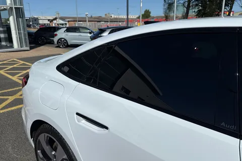 Audi A5 2.0 TDI Edition 1 Saloon S Tronic Euro 6 (s/s) 5dr Thumbnail #52