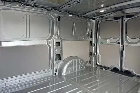 CX75HYK Volkswagen Transporter 2.0 TDI T28 Commerce Pro Panel Van 5dr Diesel Manual FWD SWB Euro 6 (s/s) (110 ps) Thumbnail #19