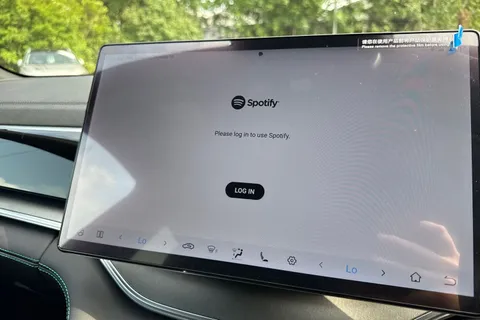  BYD Seal U 1.5 DM-i 26.6kWh Comfort CVT Auto Euro 6 (s/s) 5dr Thumbnail #37