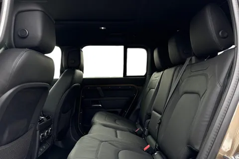  Land Rover Defender 130 3.0 D350 MHEV X-Dynamic HSE Auto 4WD Euro 6 (s/s) 5dr Thumbnail #5