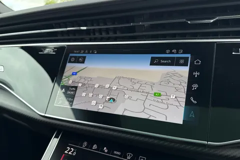  Audi RS Q8 4.0 TFSI V8 Performance Carbon Black Tiptronic quattro Euro 6 (s/s) 5dr Thumbnail #17