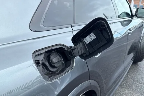  Audi RS Q8 4.0 TFSI V8 Performance Carbon Black Tiptronic quattro Euro 6 (s/s) 5dr Thumbnail #28