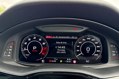  Audi RS Q8 4.0 TFSI V8 Performance Carbon Black Tiptronic quattro Euro 6 (s/s) 5dr Thumbnail #41