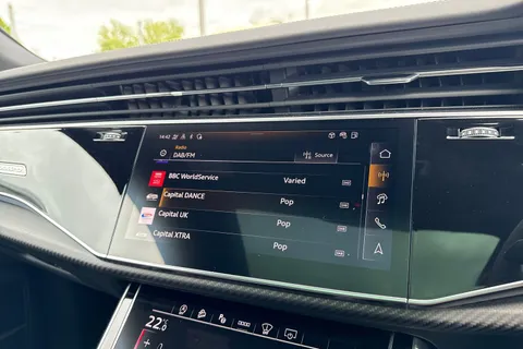  Audi RS Q8 4.0 TFSI V8 Performance Carbon Black Tiptronic quattro Euro 6 (s/s) 5dr Thumbnail #46