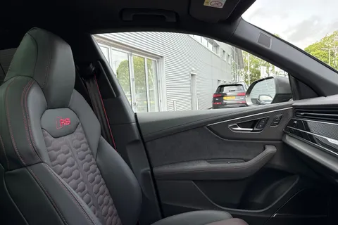  Audi RS Q8 4.0 TFSI V8 Performance Carbon Black Tiptronic quattro Euro 6 (s/s) 5dr Thumbnail #50
