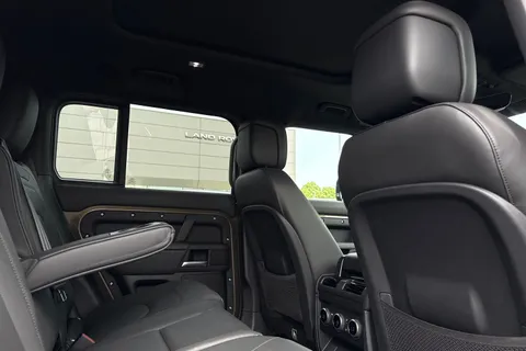  Land Rover Defender 130 3.0 D350 MHEV X-Dynamic HSE Auto 4WD Euro 6 (s/s) 5dr Thumbnail #45