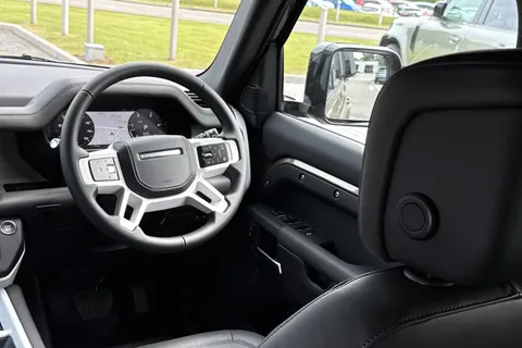  Land Rover Defender 130 3.0 D350 MHEV X-Dynamic HSE Auto 4WD Euro 6 (s/s) 5dr Thumbnail #47
