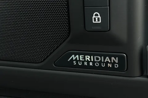  Land Rover Defender 130 3.0 D350 MHEV X-Dynamic HSE Auto 4WD Euro 6 (s/s) 5dr Thumbnail #55