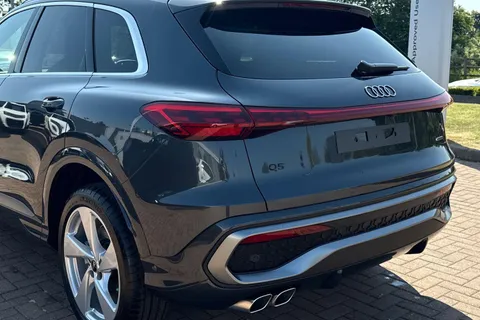 Audi Q5 2.0 TDI S line S Tronic quattro Euro 6 (s/s) 5dr Thumbnail #9