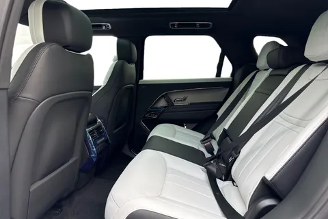  Land Rover Range Rover Sport 3.0 P460e 38.2kWh Dynamic SE Auto 4WD Euro 6 (s/s) 5dr Thumbnail #5