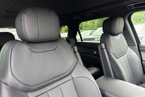 Land Rover Range Rover Sport 3.0 D300 MHEV Dynamic SE Auto 4WD Euro 6 (s/s) 5dr Thumbnail #11