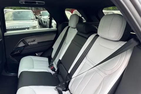  Land Rover Range Rover Sport 3.0 P460e 38.2kWh Dynamic SE Auto 4WD Euro 6 (s/s) 5dr Thumbnail #14