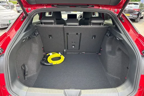 Volkswagen ID.5 Pro 77kWh Match Auto 5dr Thumbnail #6