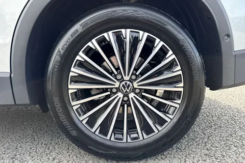 Volkswagen Tiguan 1.5 eTSI MHEV Match DSG Euro 6 (s/s) 5dr Thumbnail #12