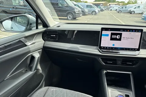 Volkswagen Tiguan 1.5 eTSI MHEV Match DSG Euro 6 (s/s) 5dr Thumbnail #20