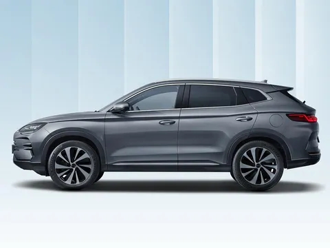  BYD Seal U 1.5 DM-i 18.3kWh Design CVT Auto AWD Euro 6 (s/s) 5dr Thumbnail #2