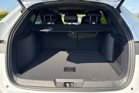  BYD Seal U 1.5 DM-i 18.3kWh Design CVT Auto AWD Euro 6 (s/s) 5dr Thumbnail #10