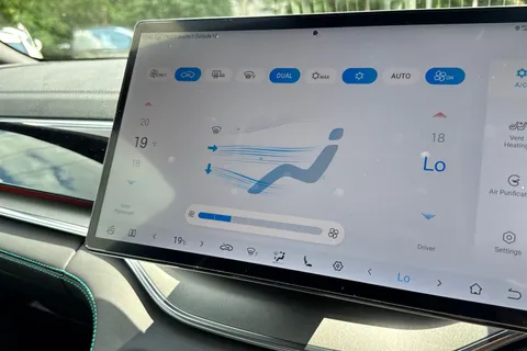  BYD Seal U 1.5 DM-i 18.3kWh Design CVT Auto AWD Euro 6 (s/s) 5dr Thumbnail #19