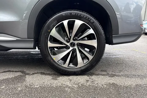  BYD Seal U 1.5 DM-i 18.3kWh Design CVT Auto AWD Euro 6 (s/s) 5dr Thumbnail #23