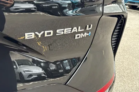  BYD Seal U 1.5 DM-i 18.3kWh Design CVT Auto AWD Euro 6 (s/s) 5dr Thumbnail #27