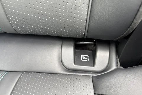  BYD Seal U 1.5 DM-i 18.3kWh Design CVT Auto AWD Euro 6 (s/s) 5dr Thumbnail #32