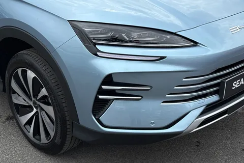  BYD Seal U 1.5 DM-i 18.3kWh Boost CVT Auto Euro 6 (s/s) 5dr Thumbnail #17