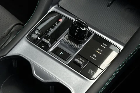  BYD Seal U 1.5 DM-i 18.3kWh Boost CVT Auto Euro 6 (s/s) 5dr Thumbnail #20