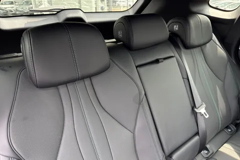  BYD Seal U 1.5 DM-i 18.3kWh Boost CVT Auto Euro 6 (s/s) 5dr Thumbnail #40