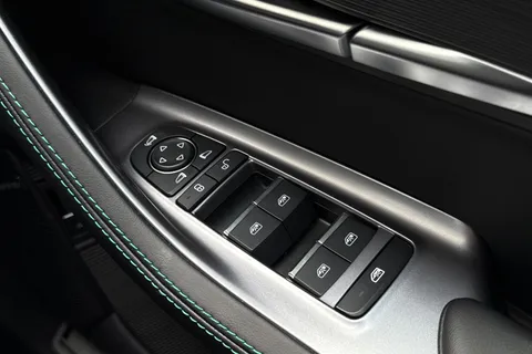  BYD Seal U 1.5 DM-i 18.3kWh Boost CVT Auto Euro 6 (s/s) 5dr Thumbnail #59