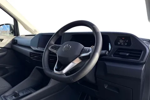 13 of 54 for Volkswagen Caddy 2.0 TDI C20 Commerce Pro DSG SWB Euro 6 (s/s) 5dr