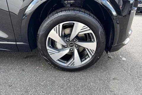 Audi Q6 E-Tron 100kWh Performance S line Auto 5dr Thumbnail #10