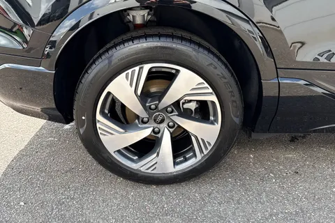 Audi Q6 E-Tron 100kWh Performance S line Auto 5dr Thumbnail #11