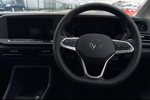 17 of 57 for Volkswagen Caddy Maxi 2.0 TDI DSG Euro 6 (s/s) 5dr