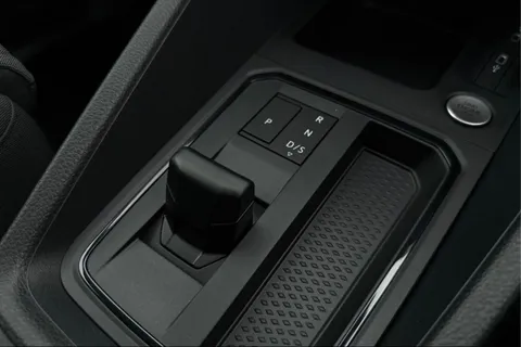 22 of 57 for Volkswagen Caddy Maxi 2.0 TDI DSG Euro 6 (s/s) 5dr